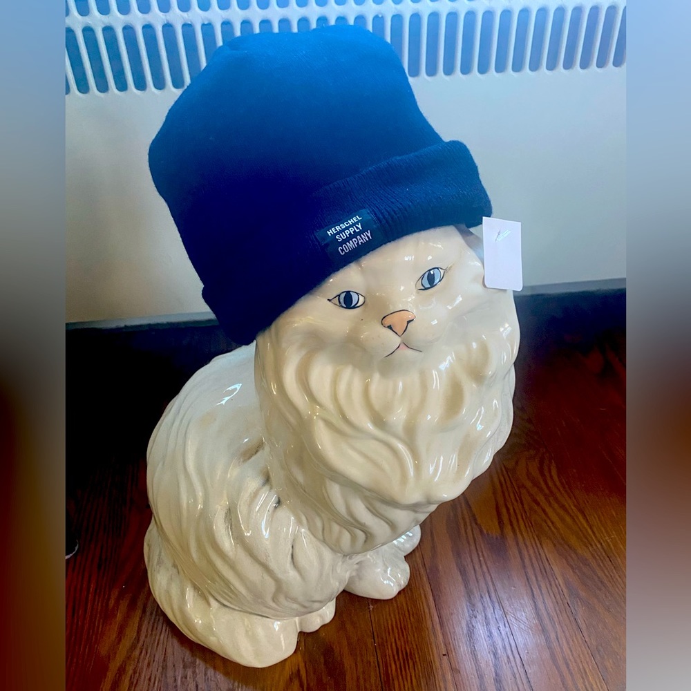 NEW w Tags Herschel Supply Co Abbot Double Knit Navy Beanie - SOLD OUT IN NAVY